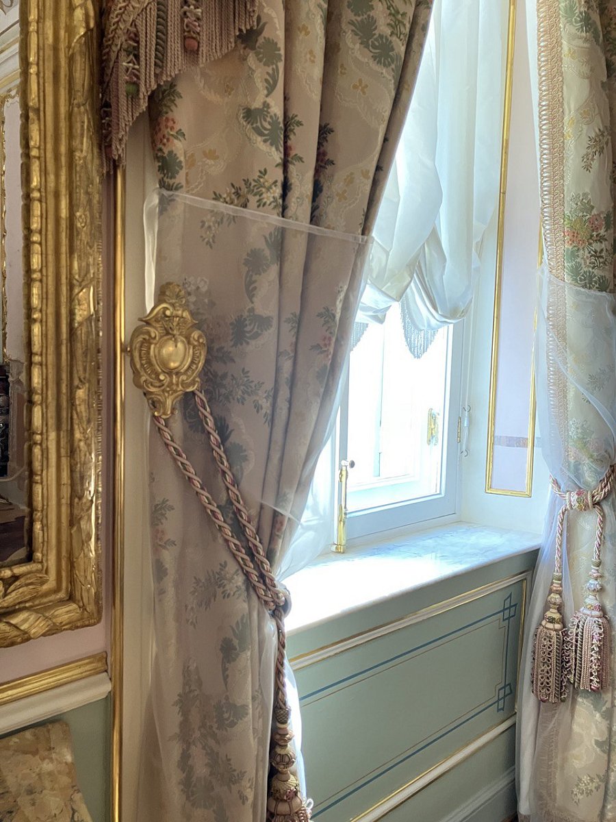 Ольгинский павильон в Петергофе