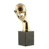 Сувенир "Рука с глобусом"