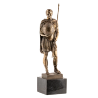 Скульптура "Легионер"