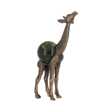 Жираф с камнем П2283