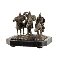 Настольные сувениры