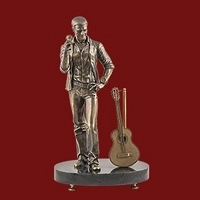 Скульптура Эмина Агаларова